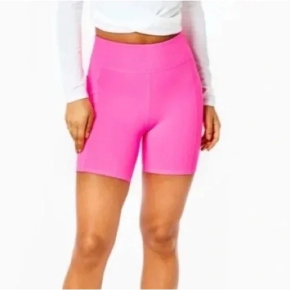 Lilly Pulitzer Luxletic Weekender Bike Short High-Rise Women’s Small Pink Isle